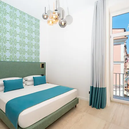 Domus Gualtieri 4*