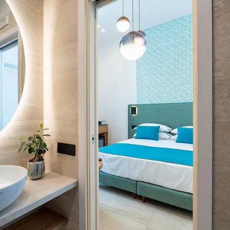 Domus Gualtieri 4* Сорренто